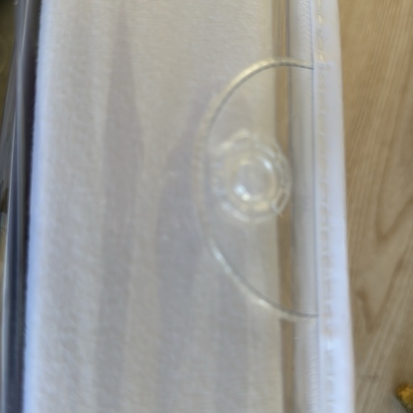 🆕Mattress cover waterproof lining / new by Total Guard fits up to 18 in./ Queen - Picture 3 of 3